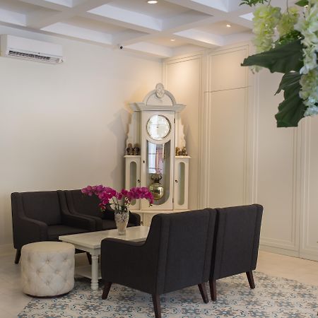 Amalfi Hotel Seminyak Kültér fotó