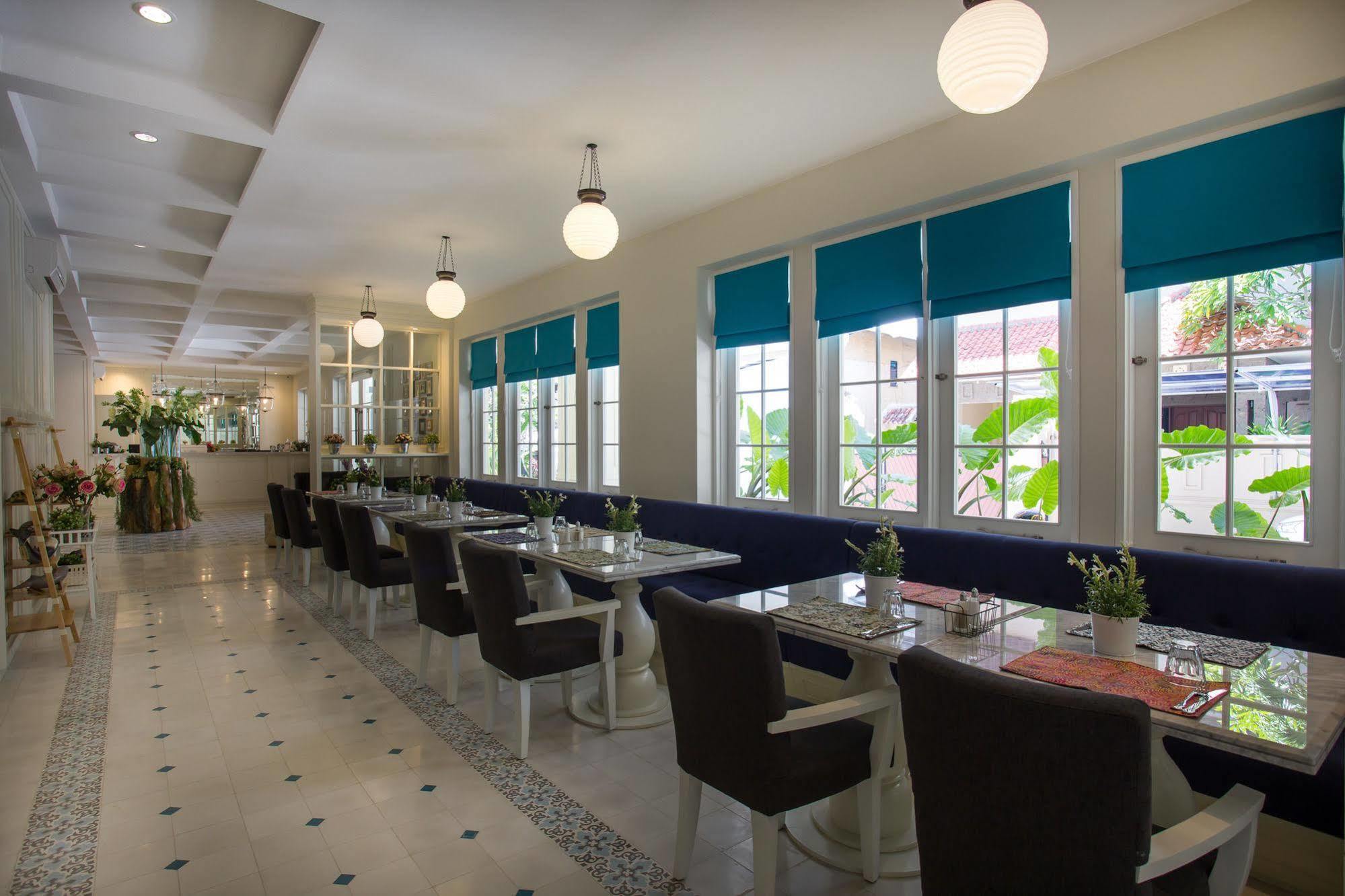 Amalfi Hotel Seminyak Kültér fotó